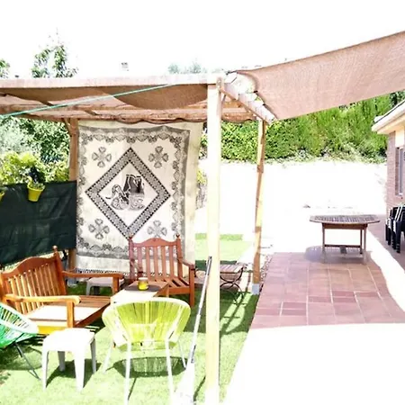 Casa Cubells Alojamiento Y Desayuno * Cornudella de Montsant