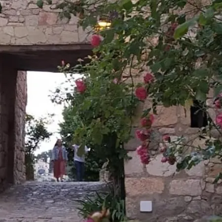 Casa Cubells Alojamiento Y Desayuno Cornudella de Montsant